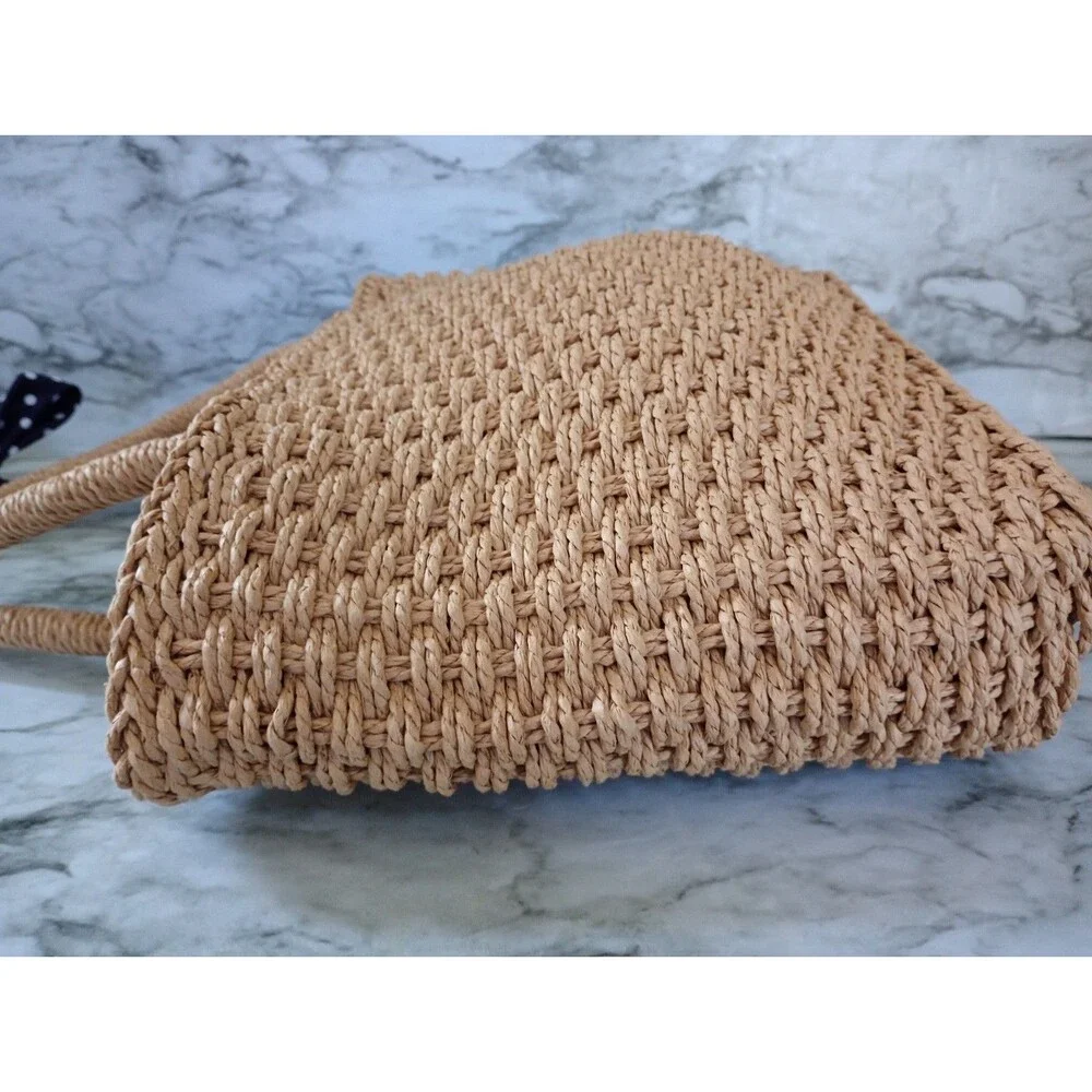 Straw Wicker Style Tote Handbag Shoulder Bag Zipper Top Clean Interior